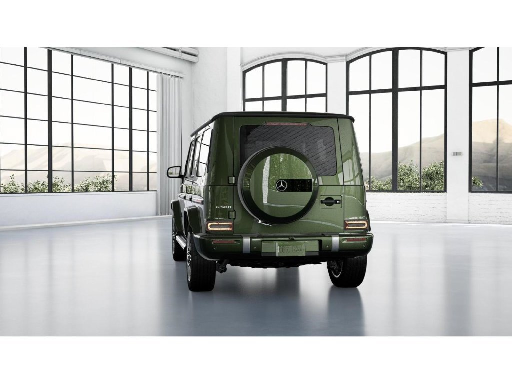 New 2027 MANUFAKTUR Olive Metallic Mercedes-Benz  image 26