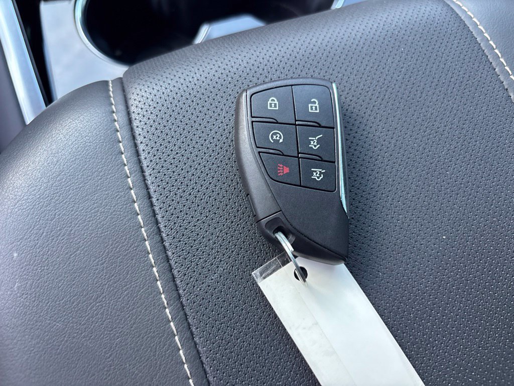Used 2025 Black Chevrolet Premier image 20