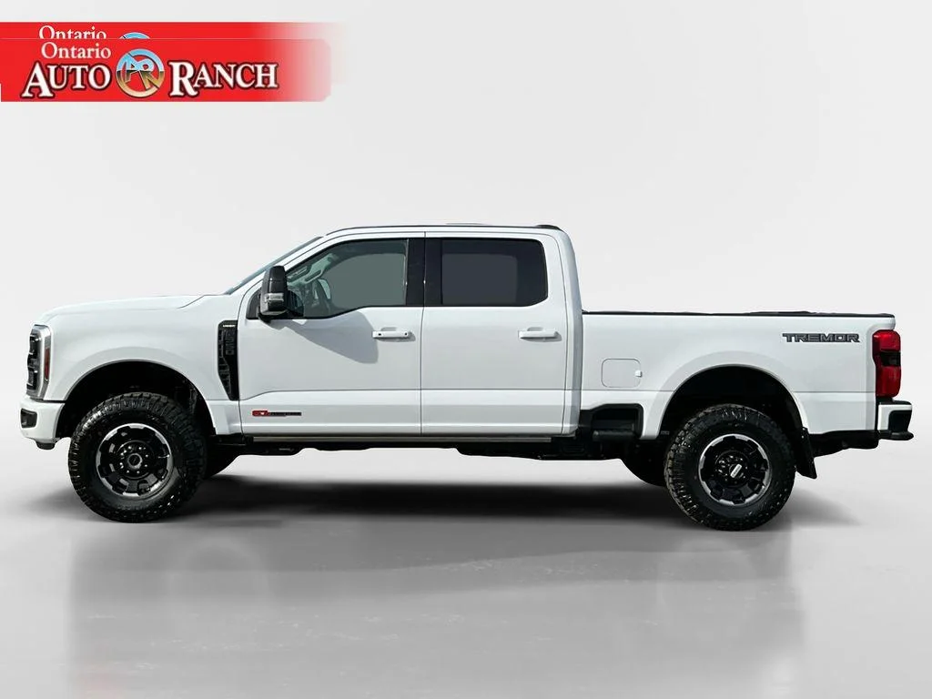 New 2026 OXFORD WHITE Ford LARIAT image 2