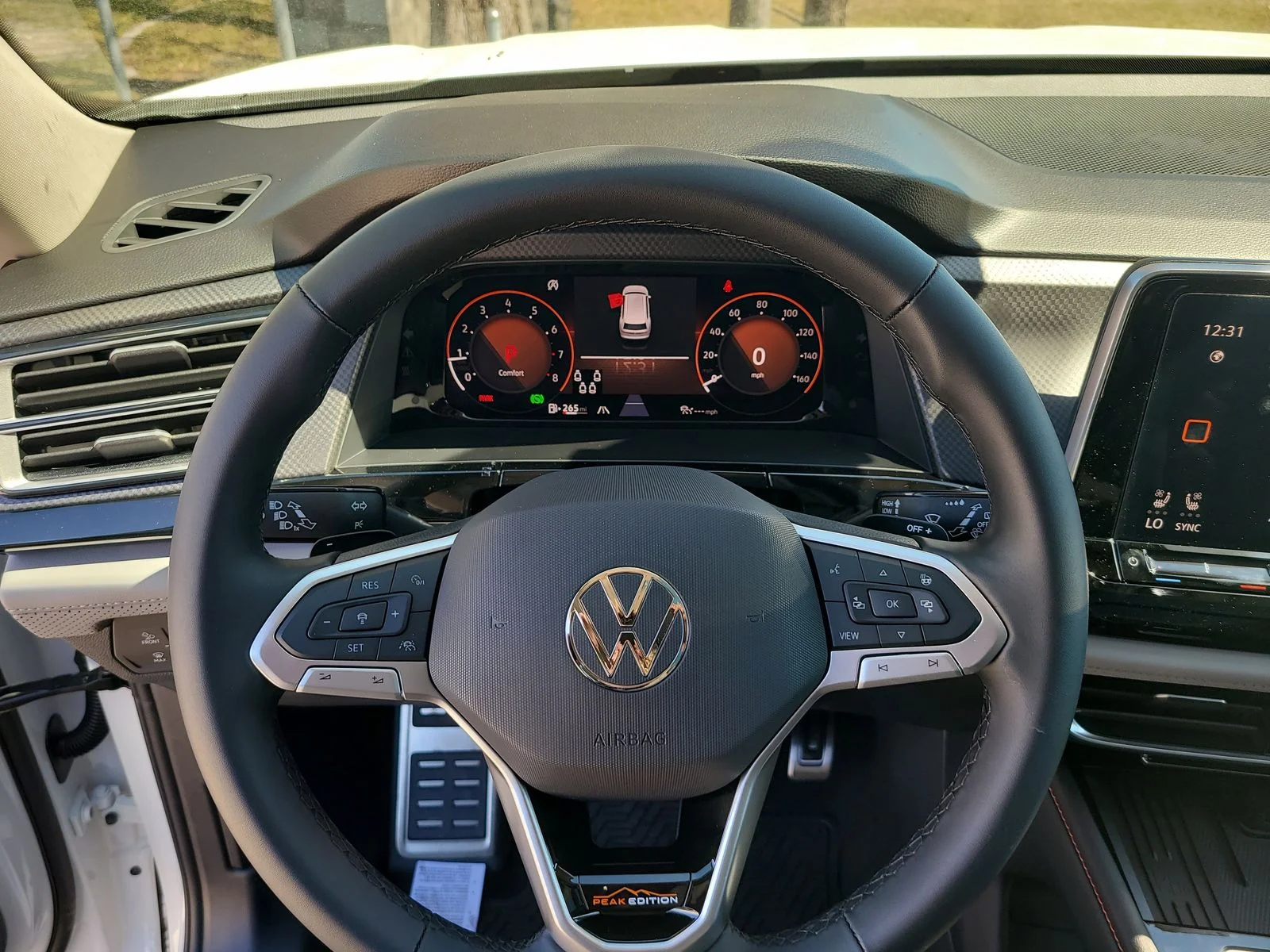 New 2026 Opal White Pearl Volkswagen 2.0T Peak Edition image 28
