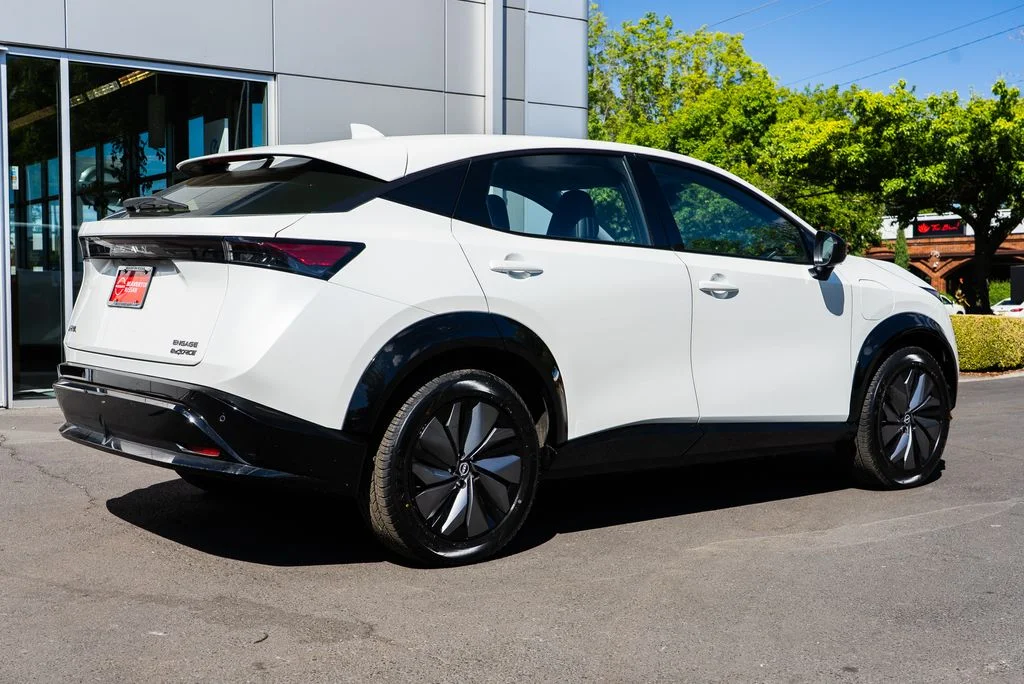 Used 2024 White Nissan ENGAGE e-4ORCE image 6