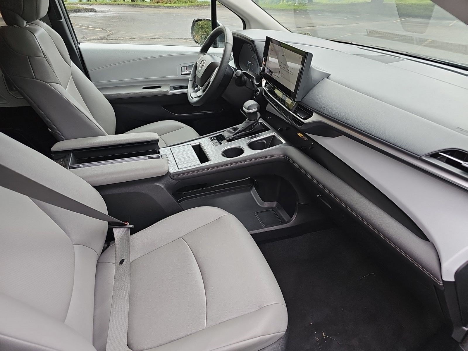 Used 2025 Magnetic Gray Metallic Toyota XLE image 9