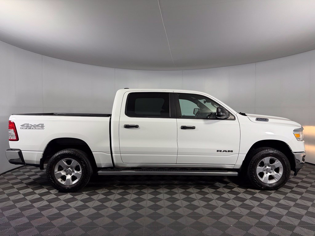 Certified Used 2024 White Ram Big Horn/Lone Star image 7
