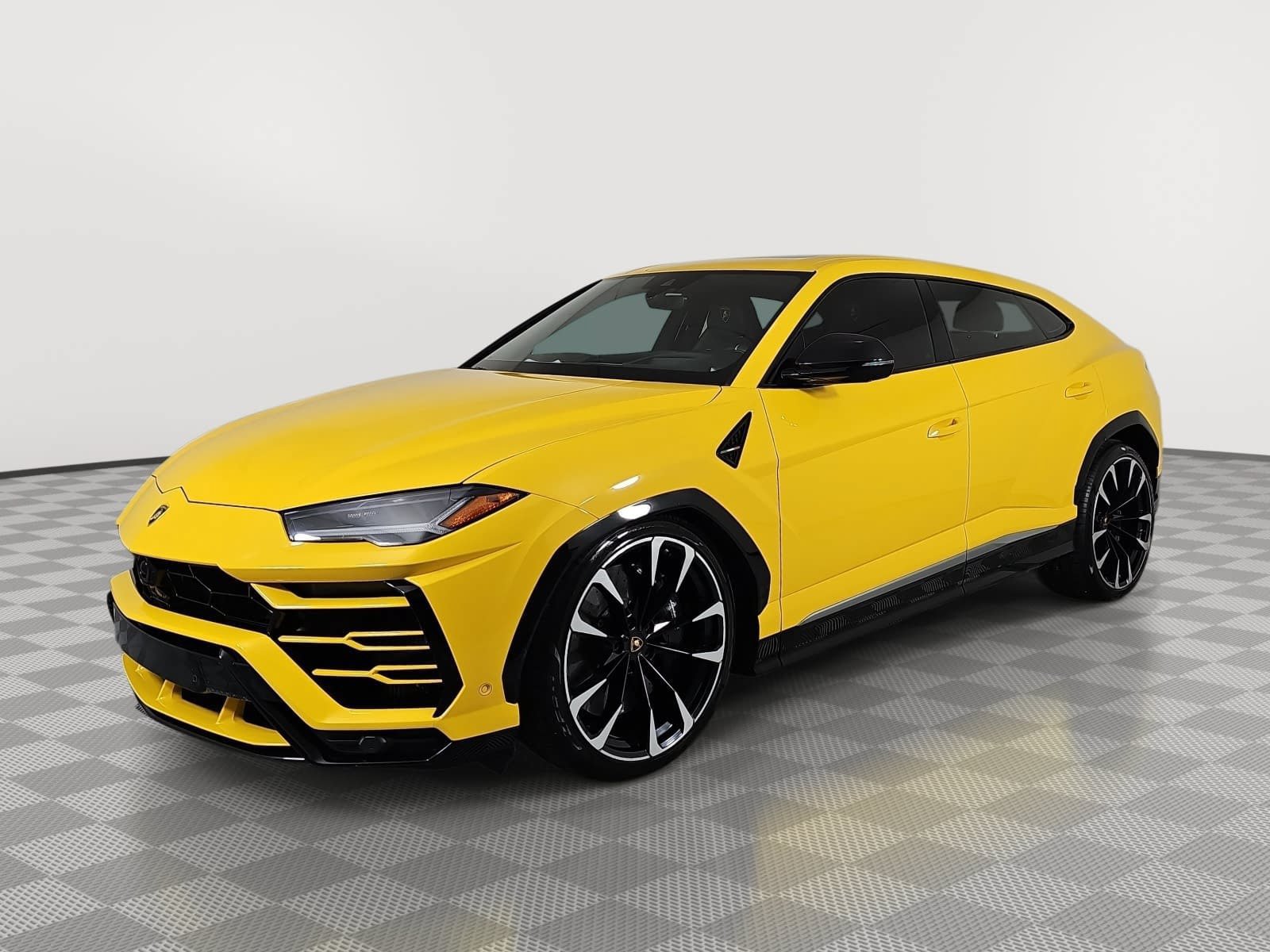 Used 2020  Lamborghini Base image 4