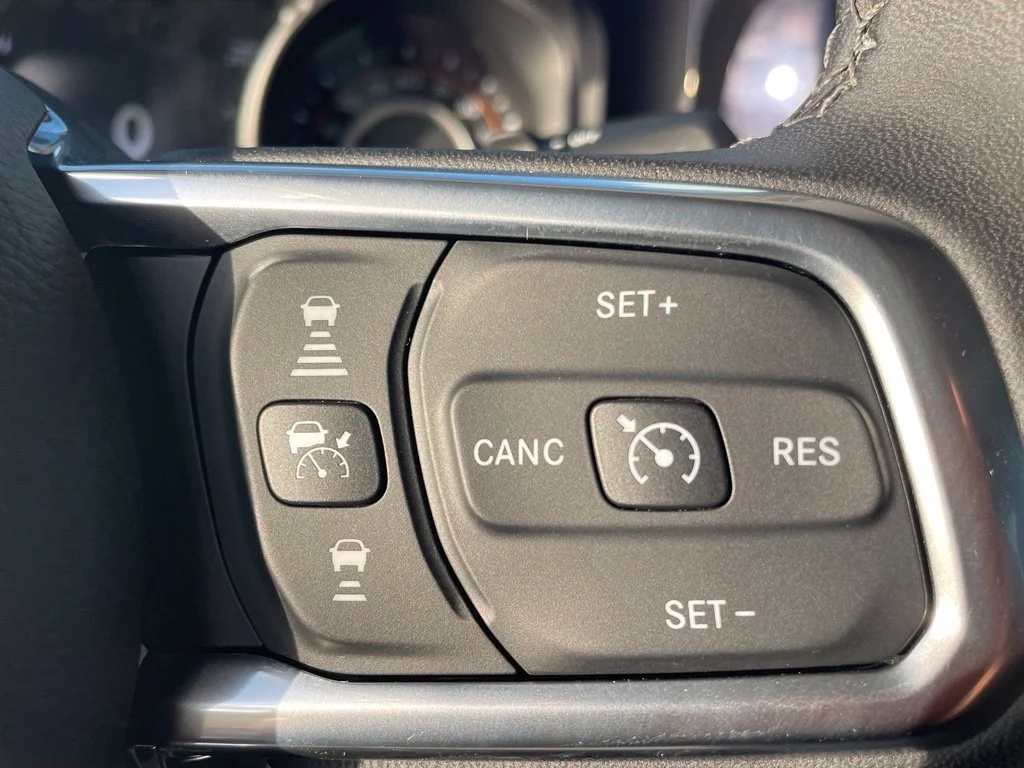 Used 2025 Black Jeep Sahara image 10
