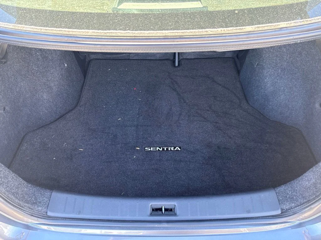 Used 2015 Gray Nissan S image 20