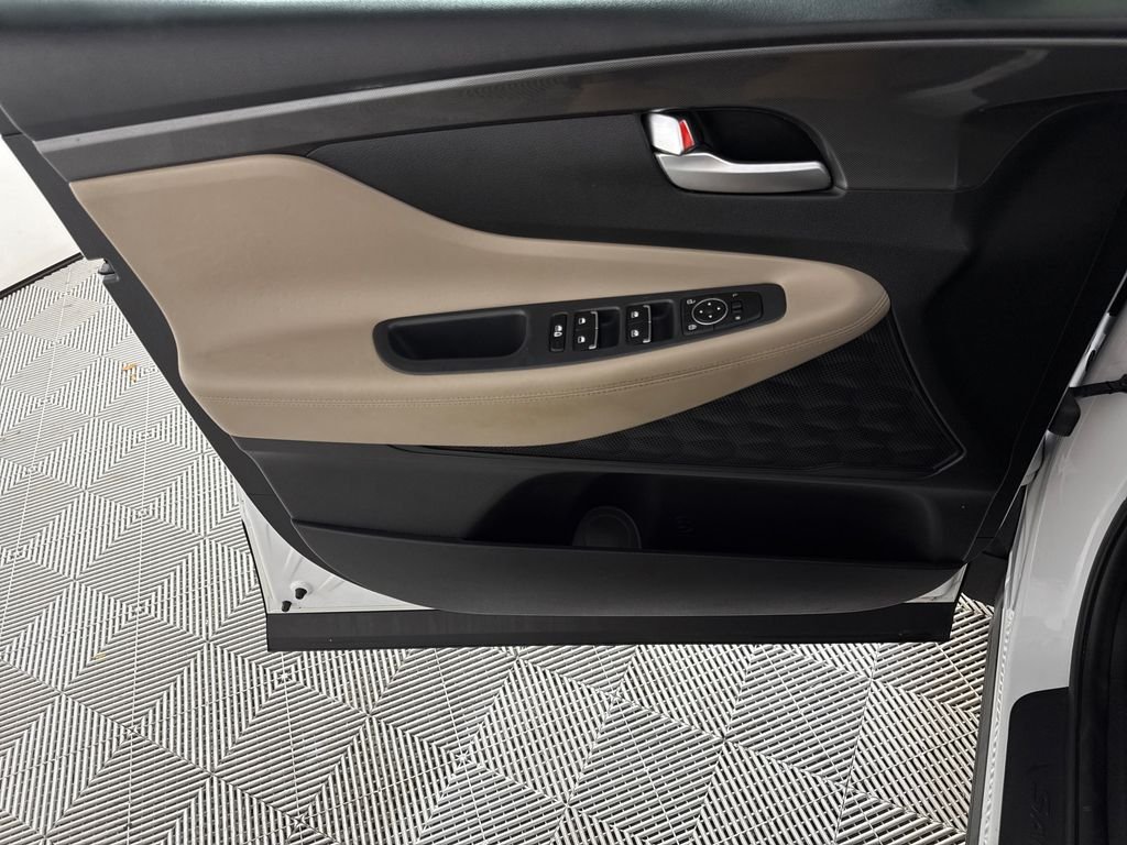 2022 Hyundai Santa Fe SEL - Photo 12