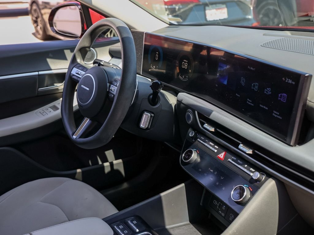 Used 2025 Red Hyundai SEL image 18