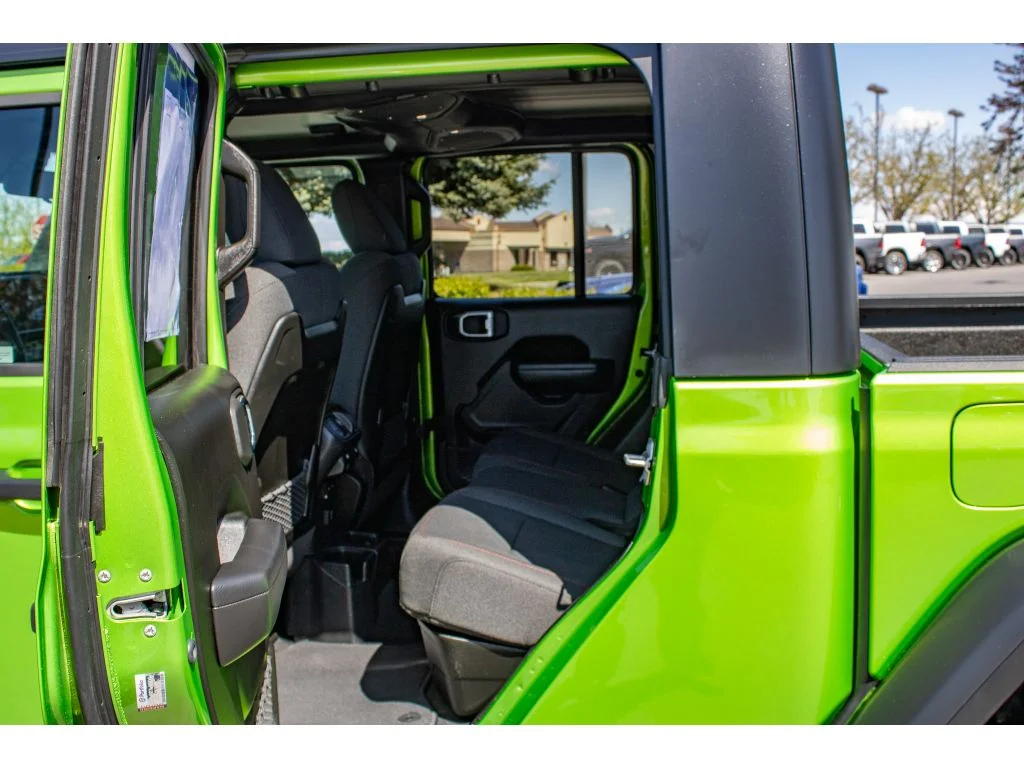 Used 2025 Mojito Jeep Rubicon image 14
