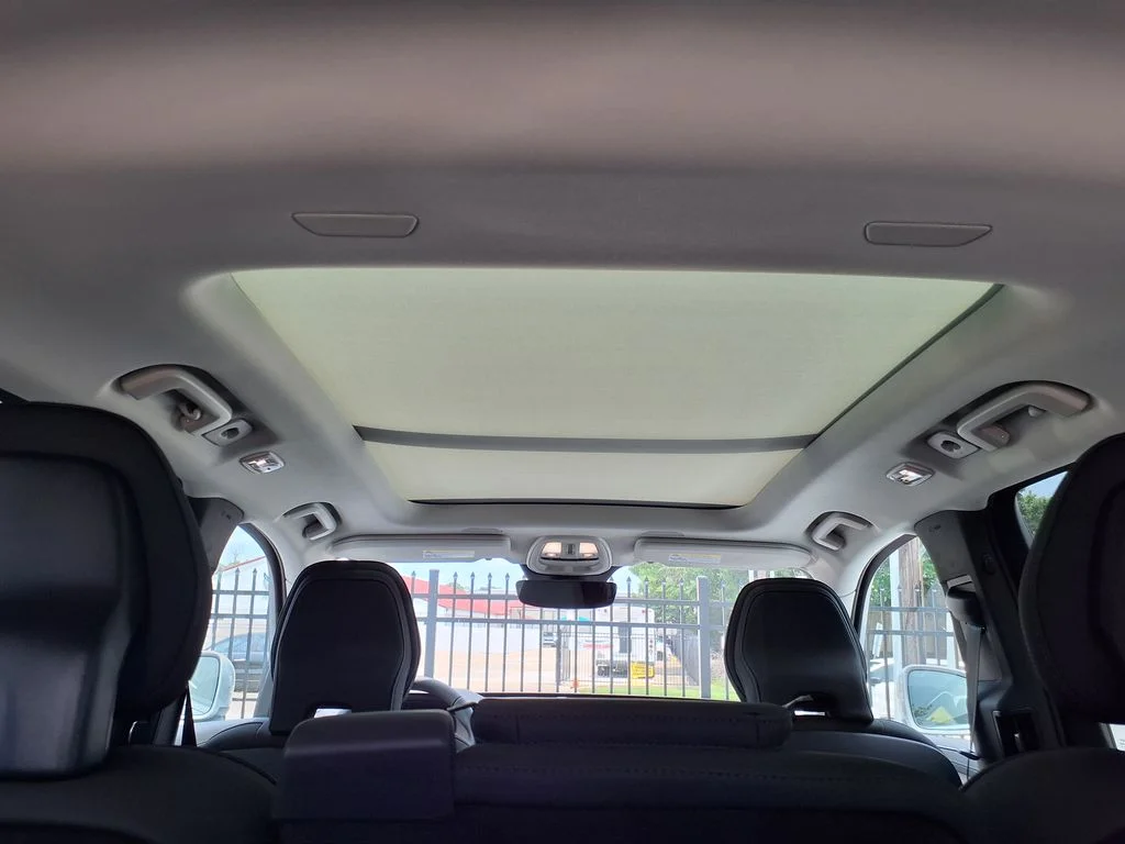 New 2026 Vapour Grey Volvo Plus image 22