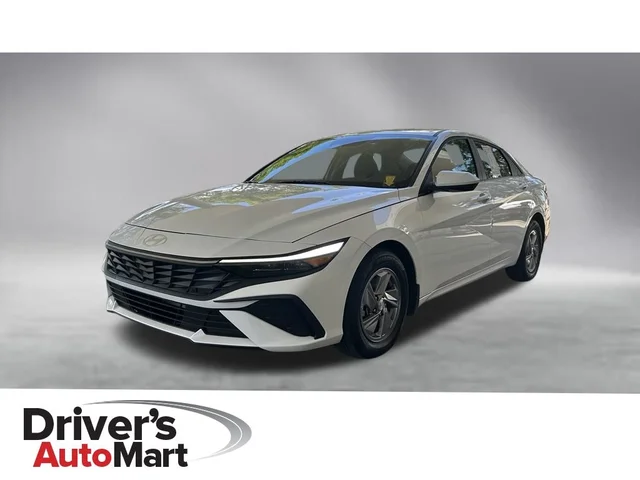 2025 Hyundai Elantra SE