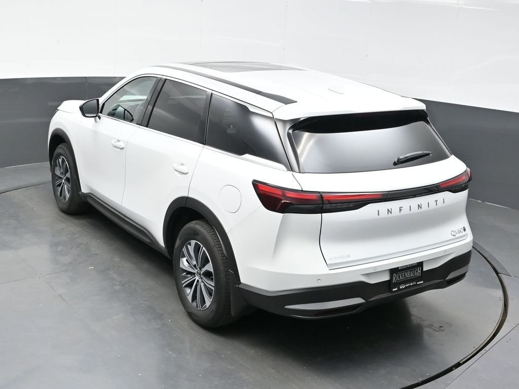 New 2027 RADIANT WHITE INFINITI Pure AWD image 43