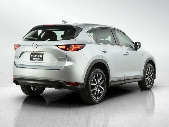 Used 2018 Sonic Silver Metallic Mazda Grand Touring image 5