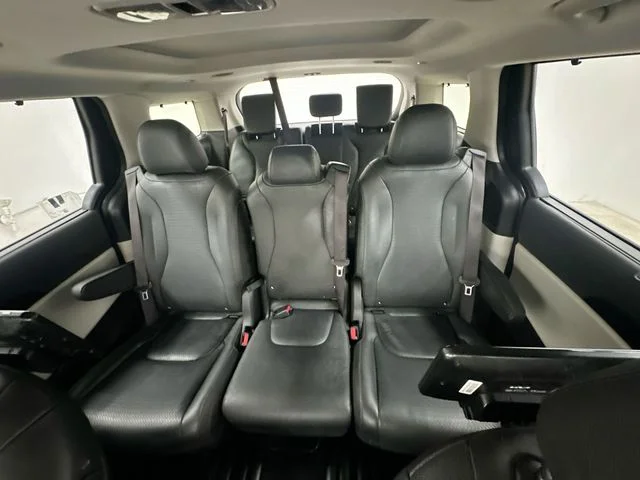 Used 2024 White Kia SX Prestige image 26