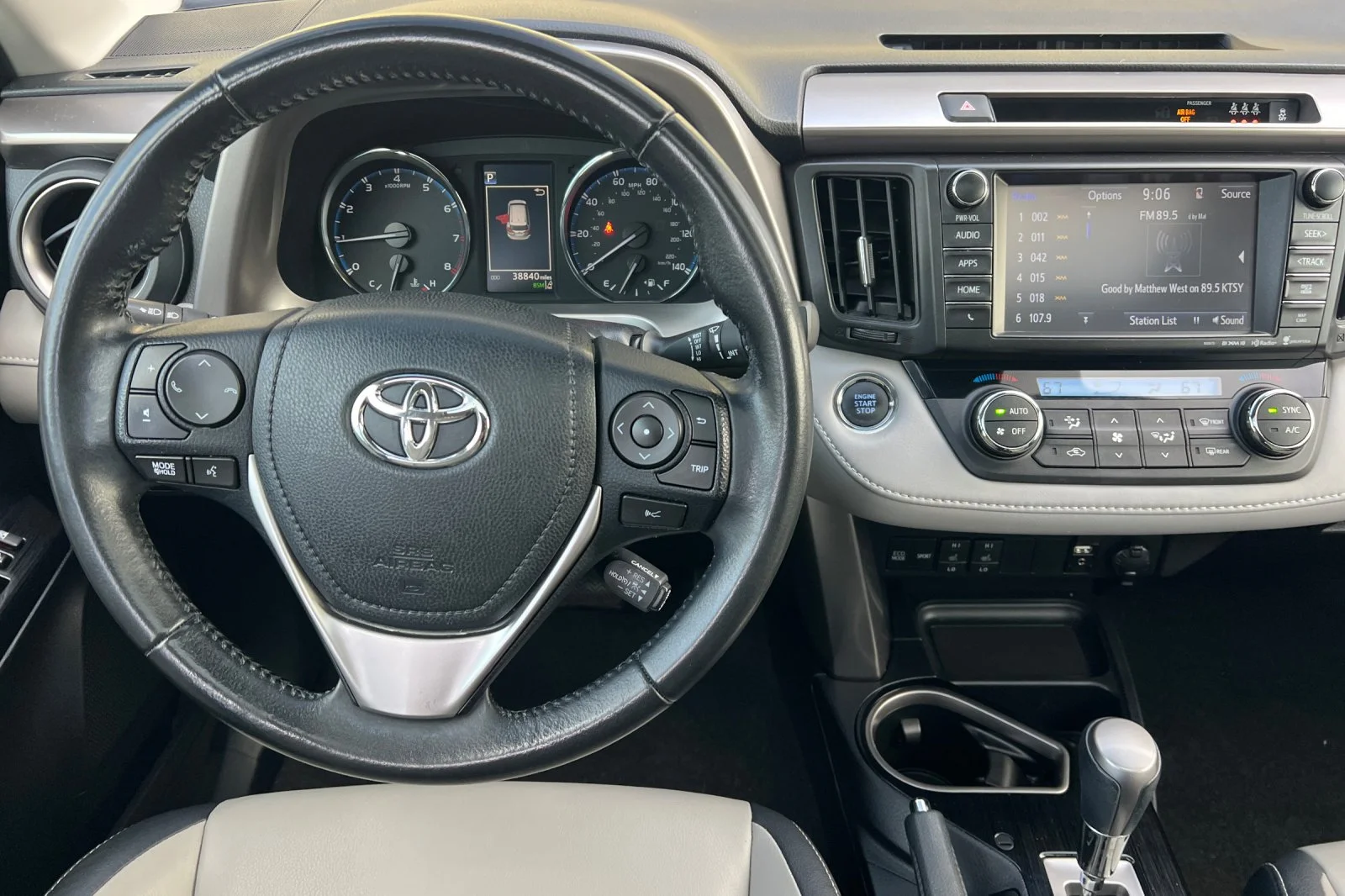 Used 2018 Silver Sky Metallic Toyota Limited image 14