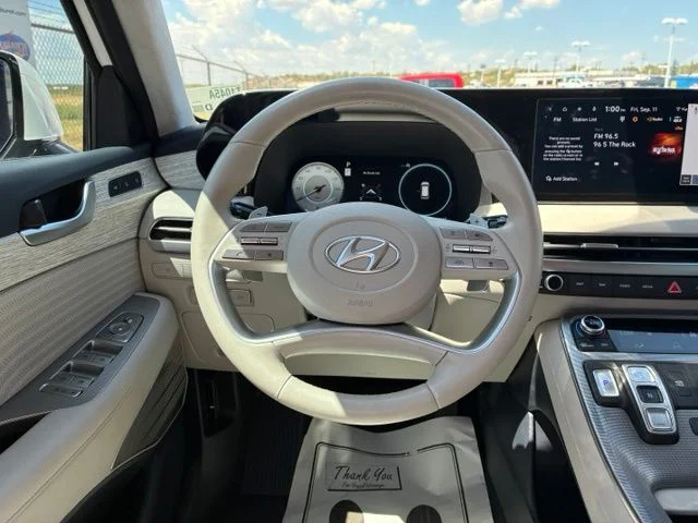 Used 2025 Hyper White Hyundai Calligraphy image 14