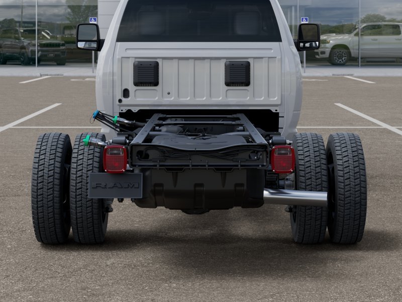 New 2025 Bright White Clearcoat RAM Tradesman image 39