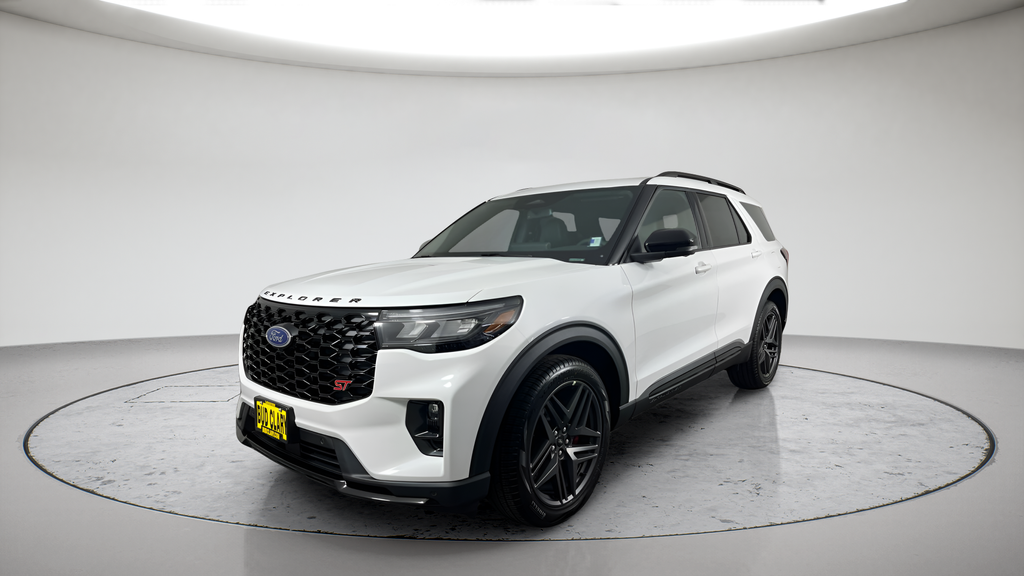 New 2026 Star White Metallic Tri-Coat Ford ST image 7