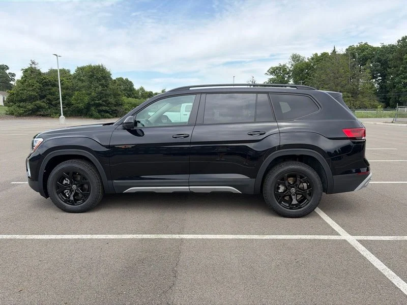 New 2026 Black Volkswagen Peak Edition image 9
