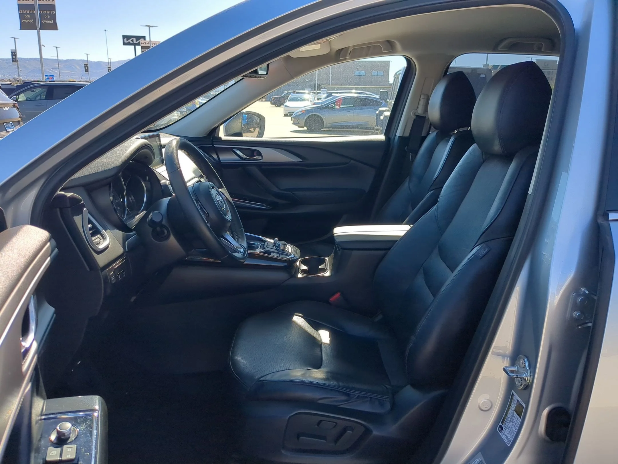 Used 2018 Sonic Silver Metallic Mazda Touring image 23