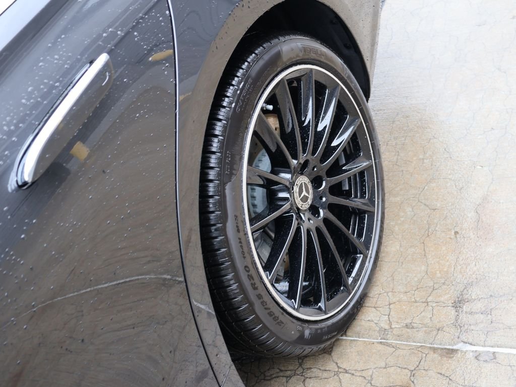 New 2026 Graphite Grey Metallic Mercedes-Benz S 580 image 40