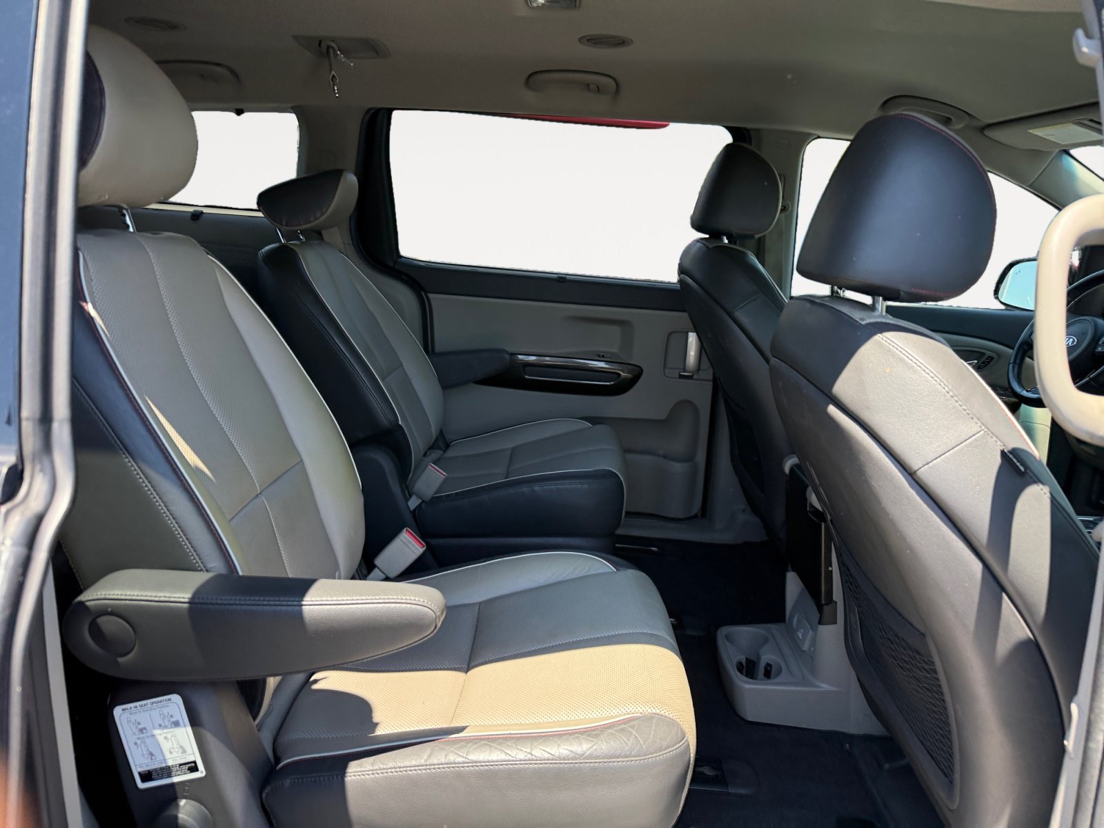 Used 2016 Venetian Red Pearl Kia SX image 18