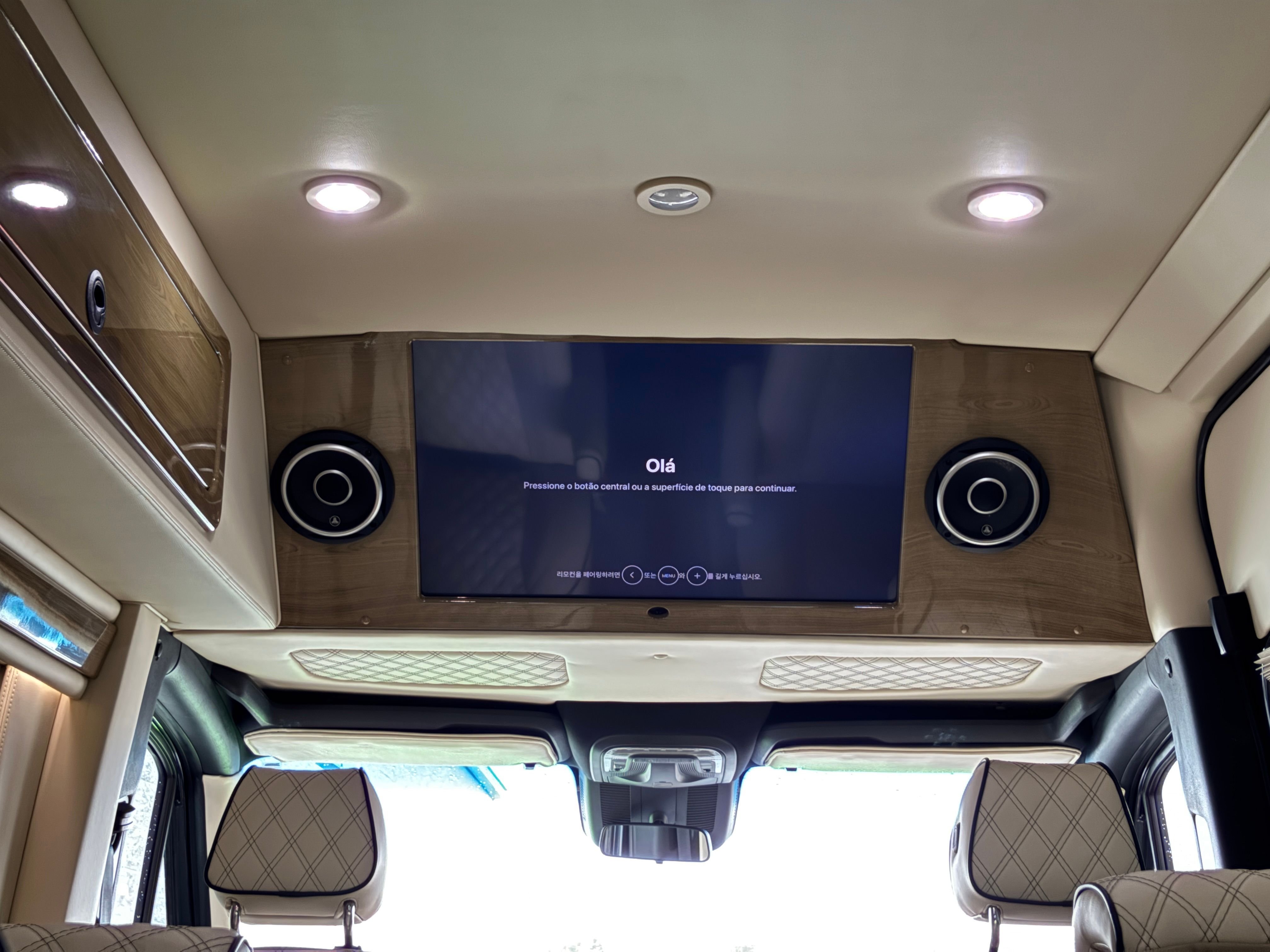 Used 2021 Gray Mercedes-Benz Midwest Touring image 5
