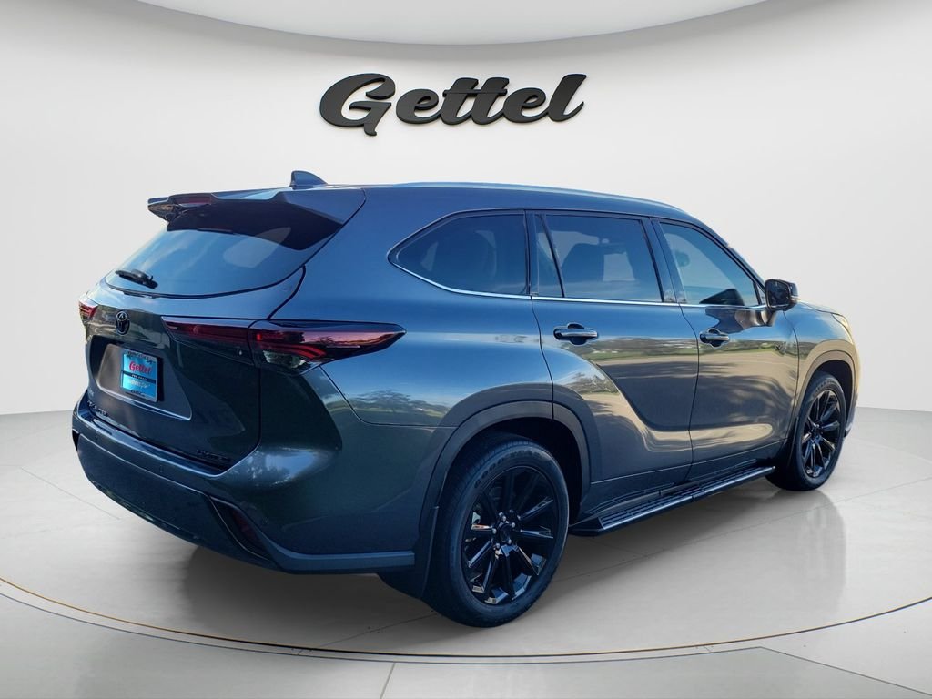 Certified Used 2025 Gray Toyota Limited image 5