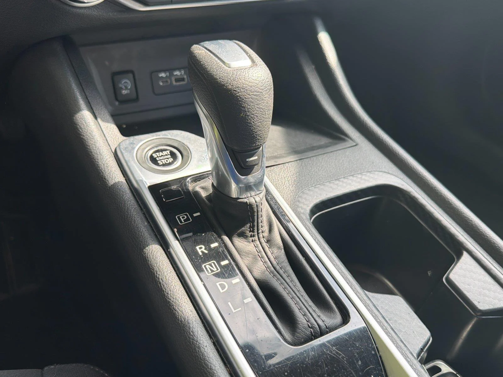 Used 2024 Gun Metallic Nissan SV image 27