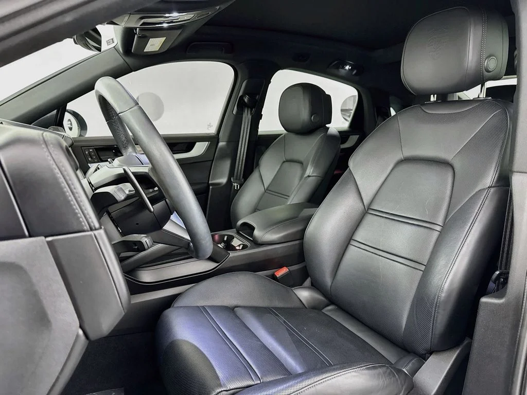 Used 2024 Blue Porsche Base image 21