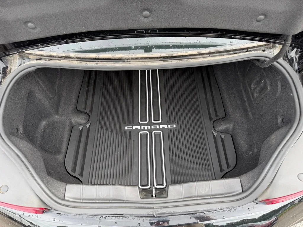 Used 2018 BLACK Chevrolet 1SS image 13