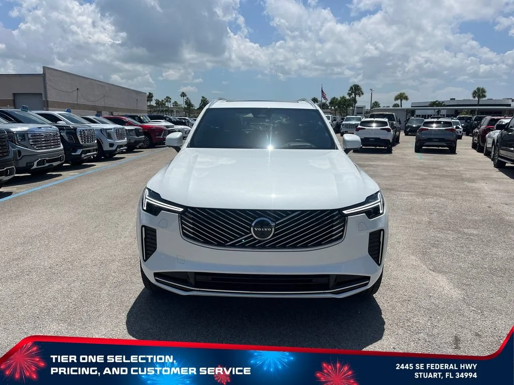 Used 2025  Volvo Ultra image 3