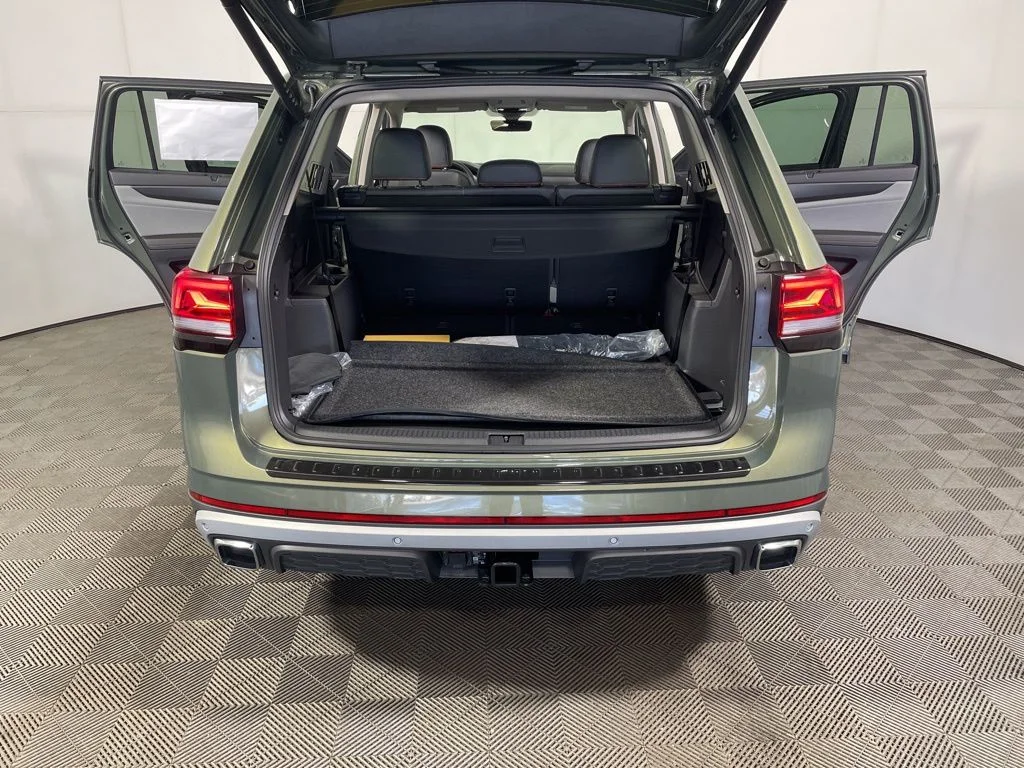 New 2026 Green Volkswagen 2.0T Peak Edition image 21