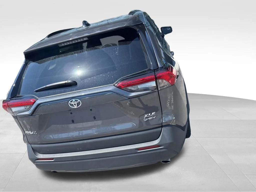 Used 2025 Gray Toyota XLE image 10