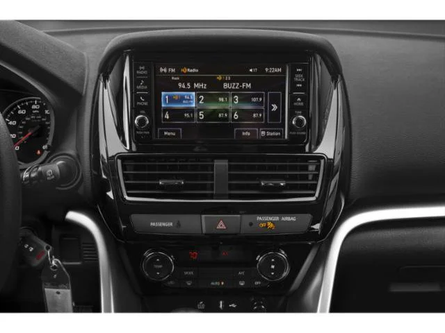 Used 2022  Mitsubishi ES image 10