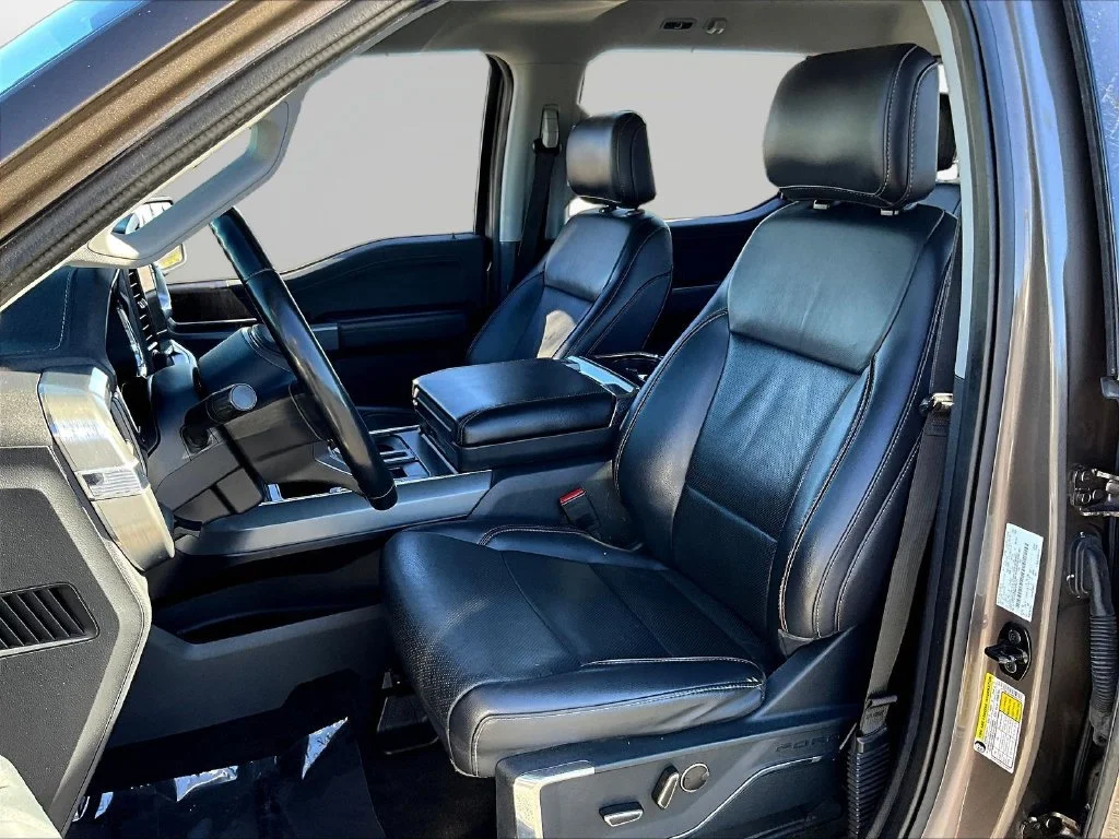 Used 2021 Gray Ford Lariat image 24