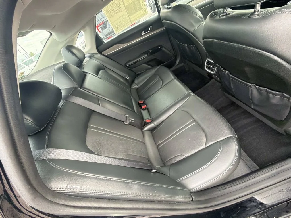 Used 2023 Black Kia EX image 29