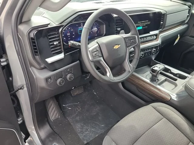 New 2026 Sterling Gray Metallic Chevrolet LT image 17