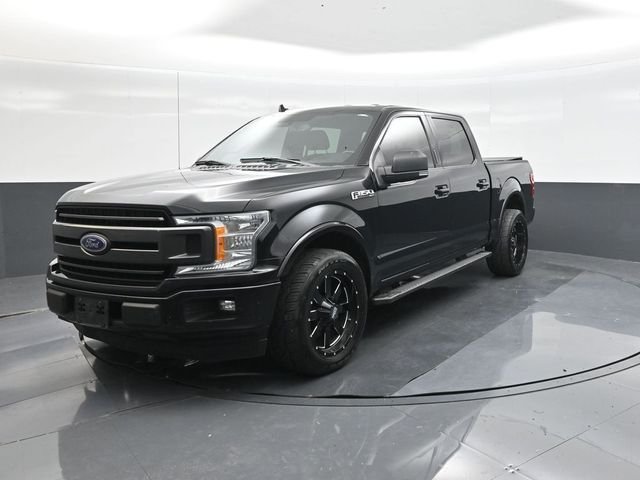 Used 2018 Black Ford XLT image 1