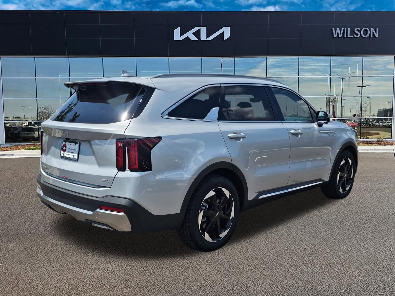 New 2025 Silky Silver Kia SX Prestige image 4