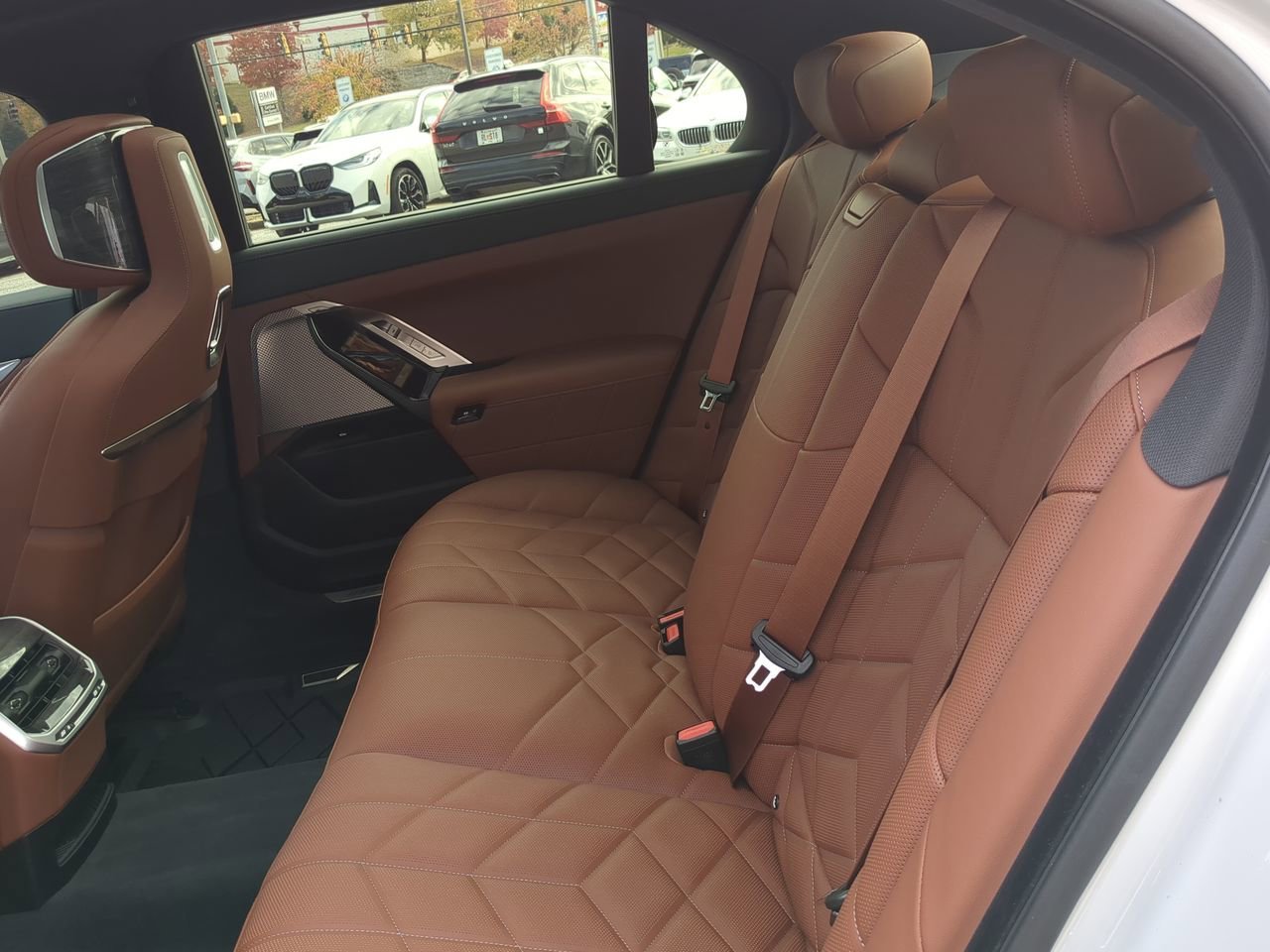 2025 BMW 7 Series 740i - Photo 30