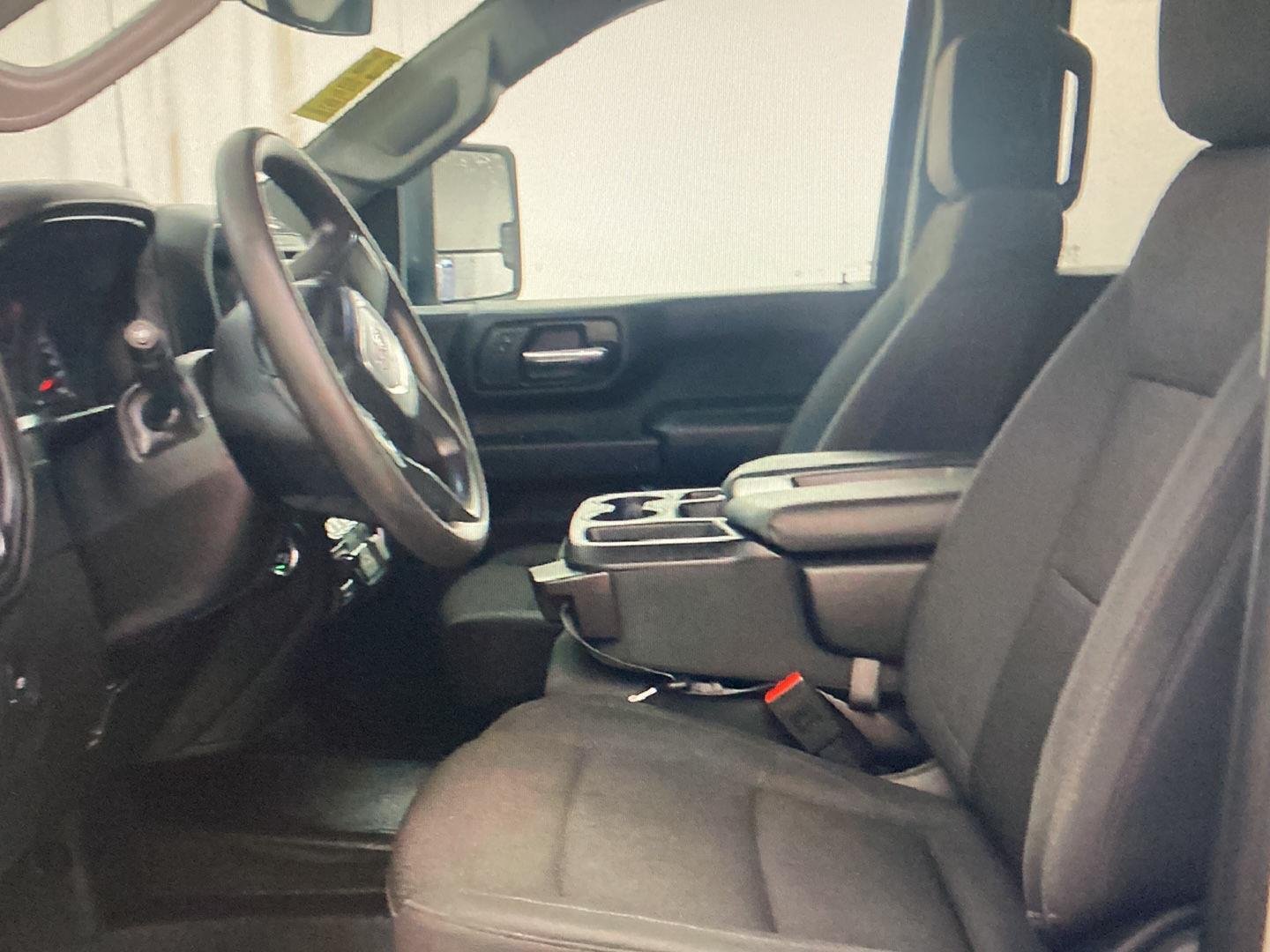 Used 2024 Summit White GMC Pro image 5
