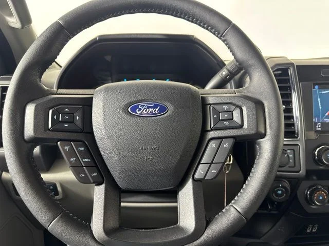 Used 2019 Oxford White Ford XLT image 18