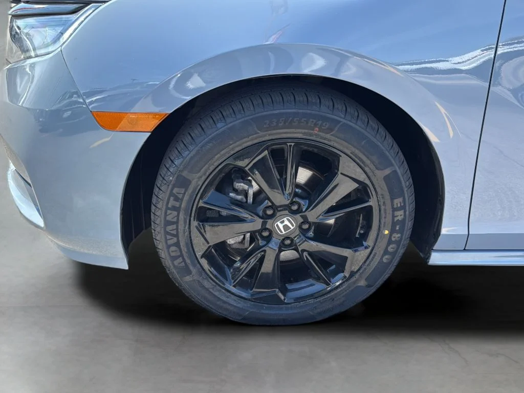 Used 2023  Honda Sport image 3