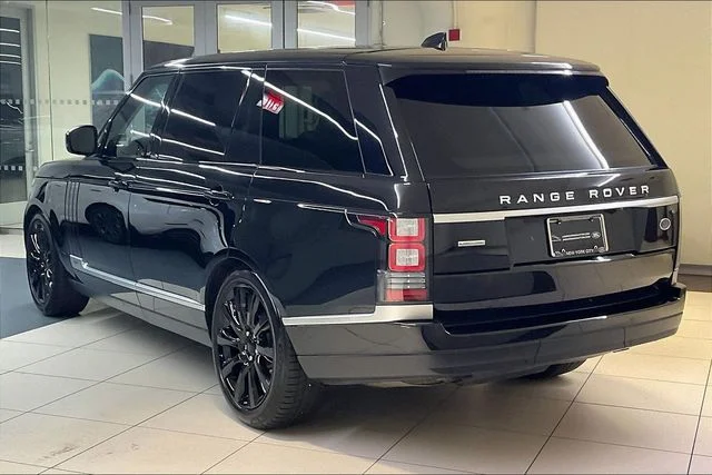 Used 2017 Black Land Rover 5.0L V8 Supercharged image 16