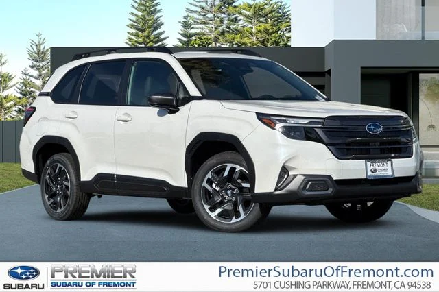 New 2026 CRYSTAL WHITE PEARL Subaru Limited image 1