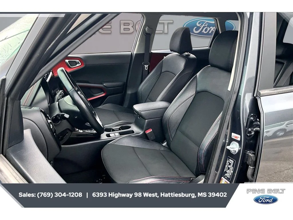 Used 2023 Gravity Gray Kia GT-Line image 18