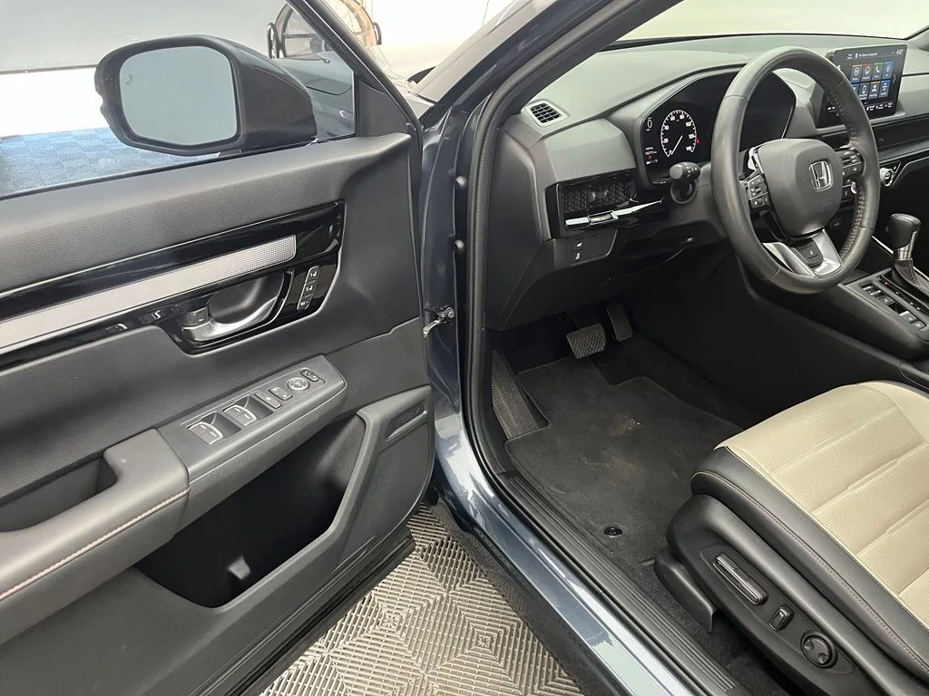 Used 2024 Gray Honda Sport Touring image 17