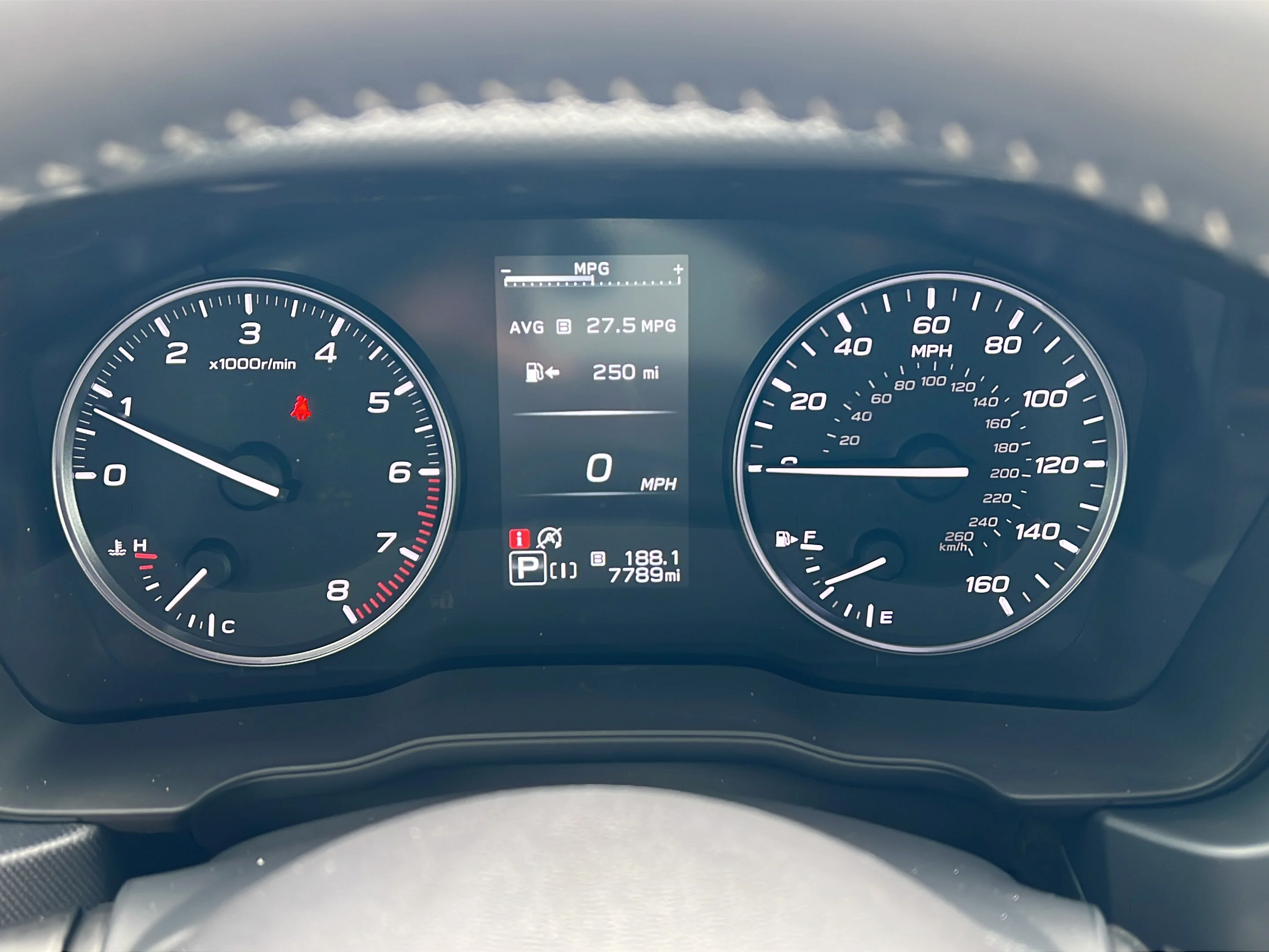 Used 2025 Ice Silver Metallic Subaru Limited image 23