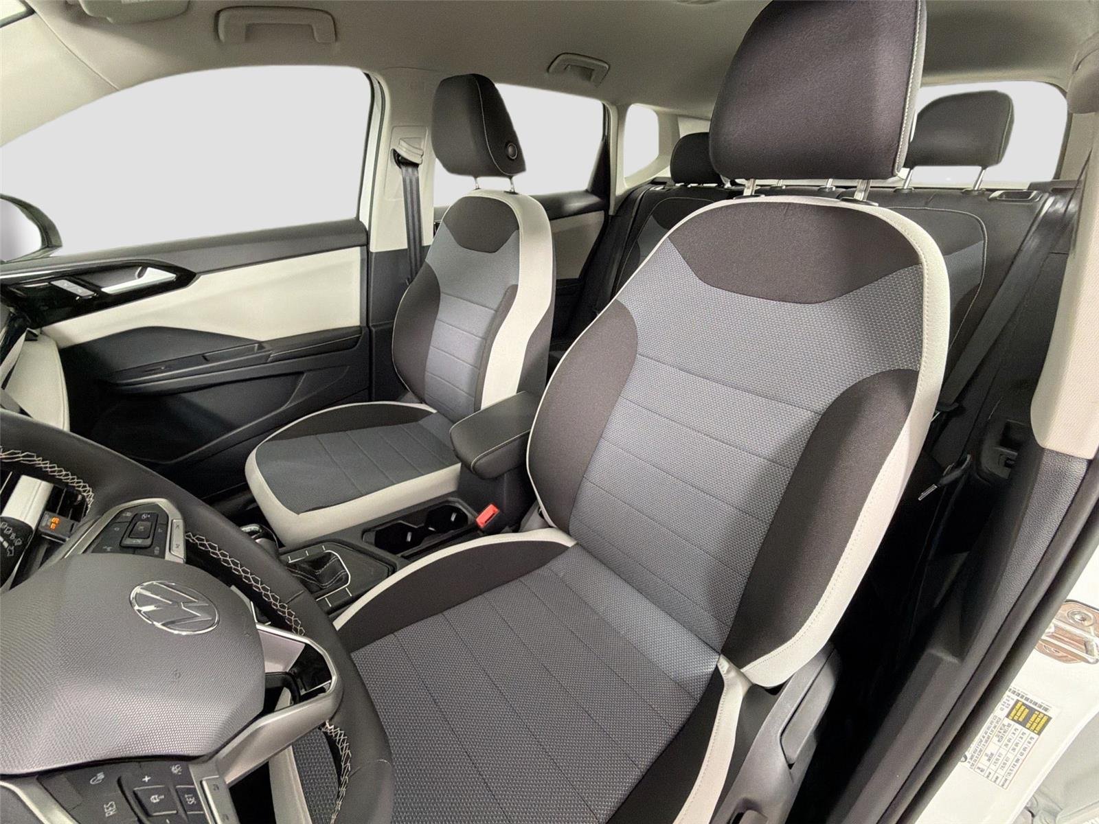 New 2026 Pure White Volkswagen S image 18
